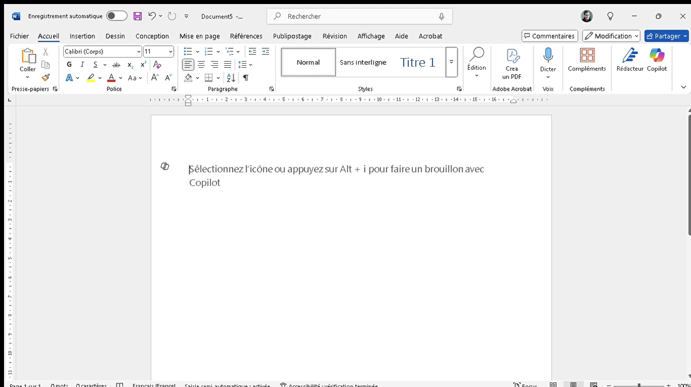 Je dirais même que le doute est encore plus fort lorsque je suis en train de dicter ce discours à la machine puisque je vois **** excessivement apparaître et disparaître des possibilités, des transcriptions que le logiciel juge non pertinente. il Capture d’écran réalisée lors de la dictée par l’auteur : « Je dirais même que le doute est encore plus fort lorsque je suis en train de dicter ce discours à la machine puisque je vois **** excessivement apparaître et disparaître des possibilités, des transcriptions que le logiciel juge non pertinente. il » (Source : Pedro Torres)